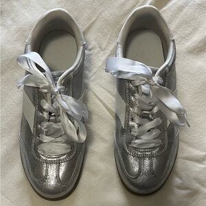 Universal Thread Silver Metallic Lace-Up Sneakers with Satin Laces